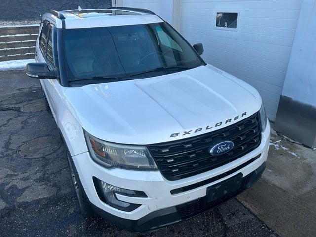 2016 Ford Explorer Sport