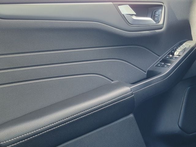 2023 Ford Escape Plug-In Hybrid Base