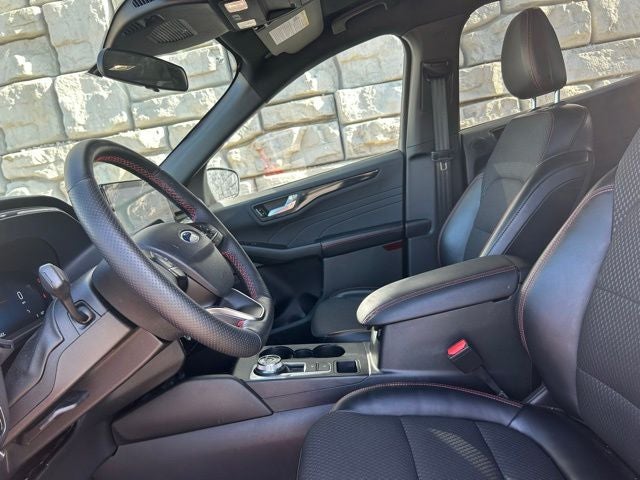 2023 Ford Escape ST-Line Select
