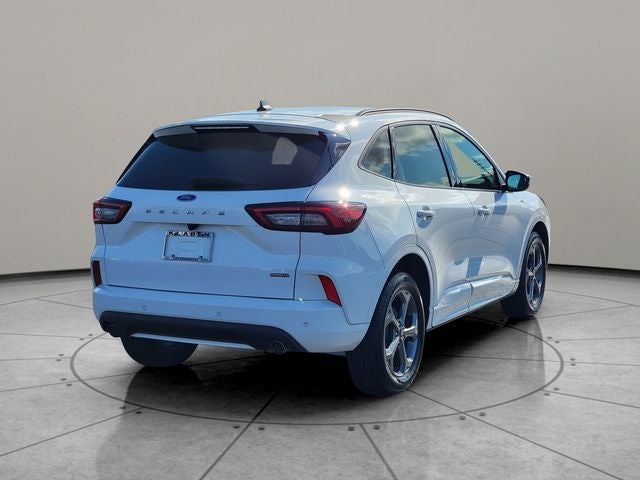 2023 Ford Escape Hybrid ST-Line Select