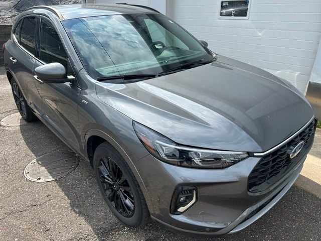 2023 Ford Escape ST-Line Elite