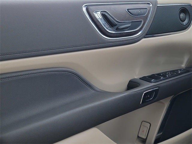 2020 Lincoln Continental Standard