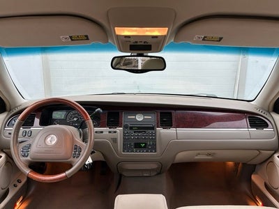 2004 Lincoln Town Car Ultimate