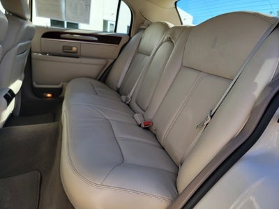 2004 Lincoln Town Car Ultimate