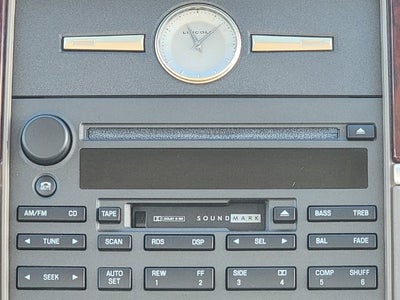 2004 Lincoln Town Car Ultimate