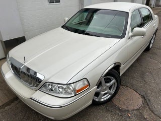 2004 Lincoln Town Car Ultimate