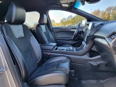 2022 Ford Edge ST