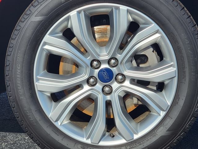 2021 Ford Edge Titanium