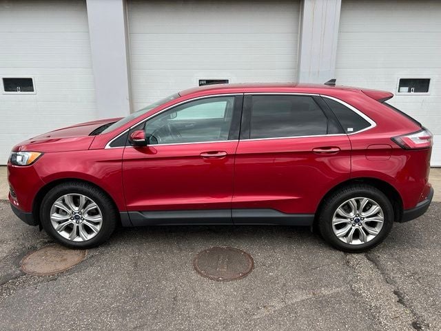 2021 Ford Edge Titanium