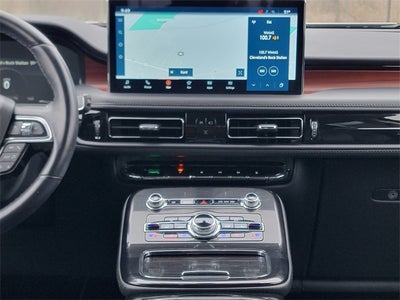 2022 Lincoln Nautilus Reserve