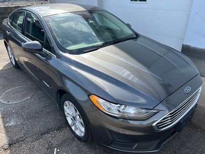 2019 Ford Fusion Hybrid SE