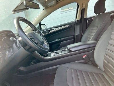 2019 Ford Fusion Hybrid SE