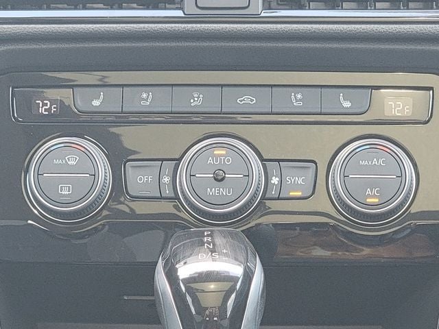 2024 Volkswagen Taos 1.5T SEL