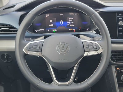 2024 Volkswagen Taos 1.5T SE