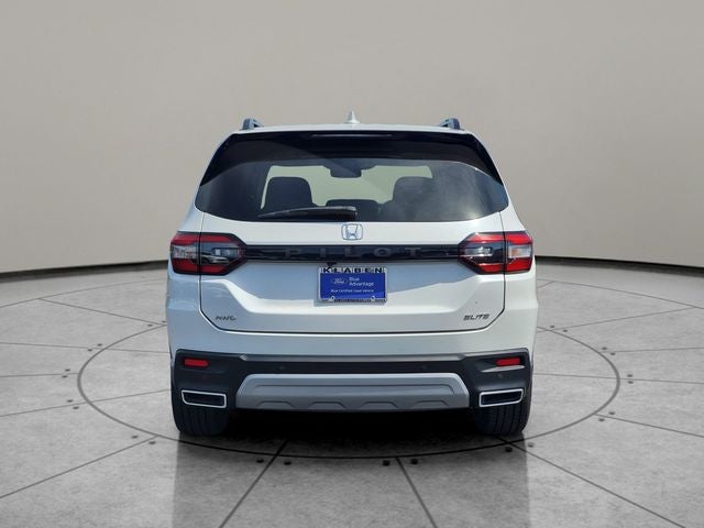 2023 Honda Pilot Elite