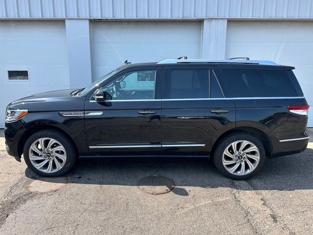 2024 Lincoln Navigator Premiere