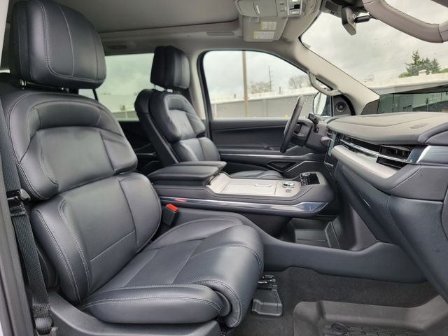 2025 Lincoln Navigator L Reserve