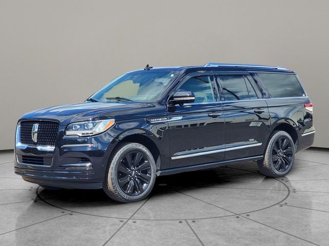 2023 Lincoln Navigator L Reserve