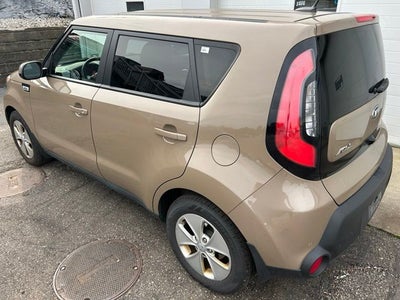 2016 Kia Soul Base