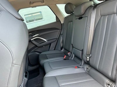2026 Audi Q5 2.0T Premium Plus quattro