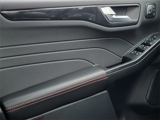 2026 Ford Escape ST-Line Elite