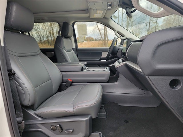 2025 Ford Expedition Active MAX