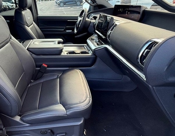 2025 Ford Expedition Platinum® MAX