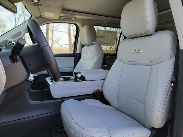 2026 Ford Expedition Platinum®