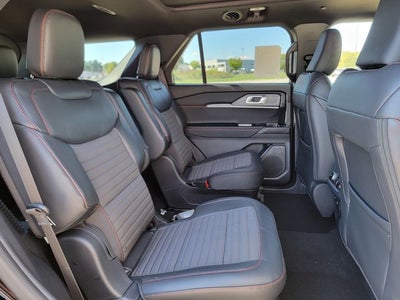 2027 Ford Explorer ST-Line