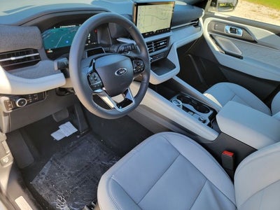 2027 Ford Explorer Platinum™