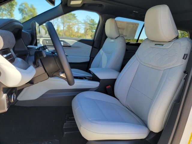 2027 Ford Explorer Platinum™