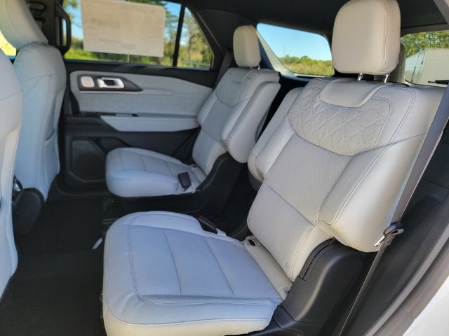 2027 Ford Explorer Platinum™