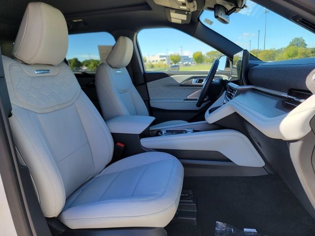 2027 Ford Explorer Platinum™