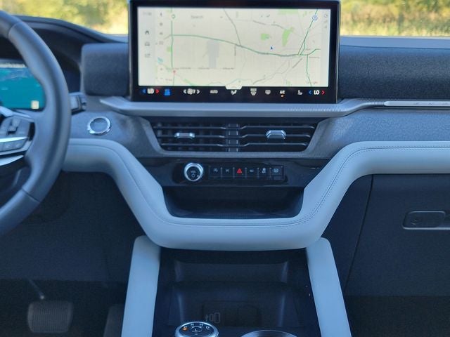 2027 Ford Explorer Platinum™