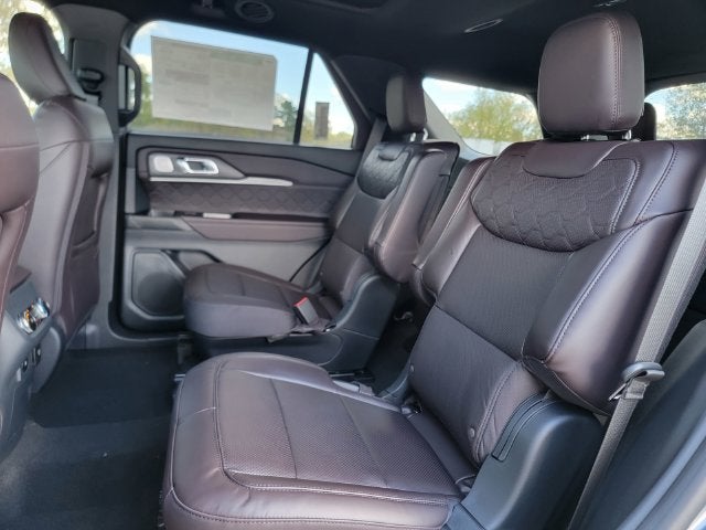 2027 Ford Explorer Platinum™