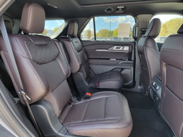 2027 Ford Explorer Platinum™