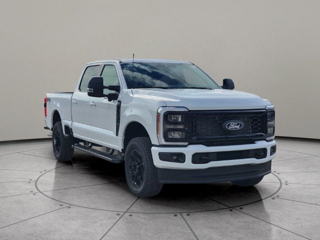 2027 Ford Super Duty F-250® XLT