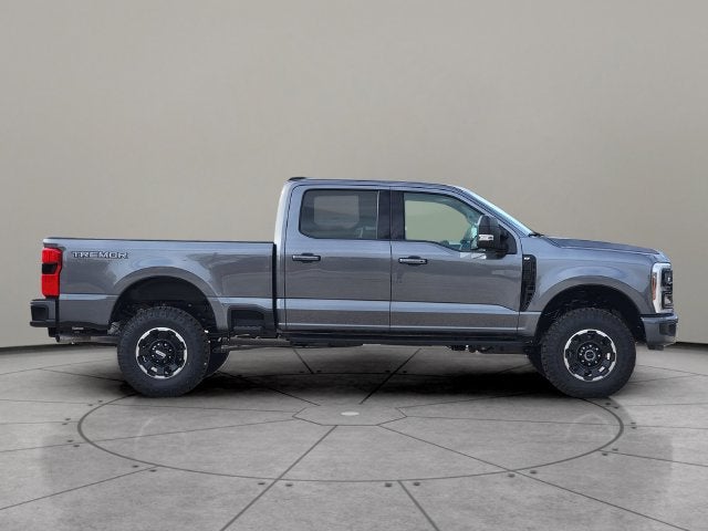2027 Ford Super Duty F-250® XLT
