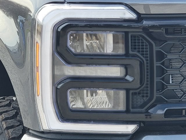 2027 Ford Super Duty F-250® XLT