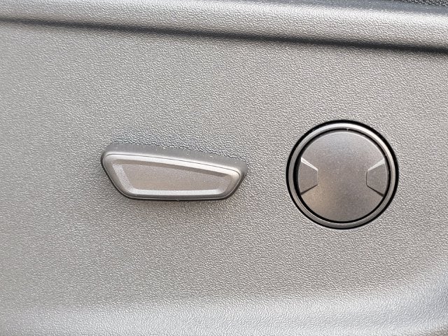 2027 Ford Super Duty F-250® XLT