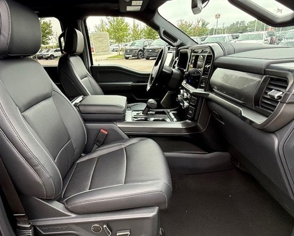 2025 Ford F-150 Lariat®