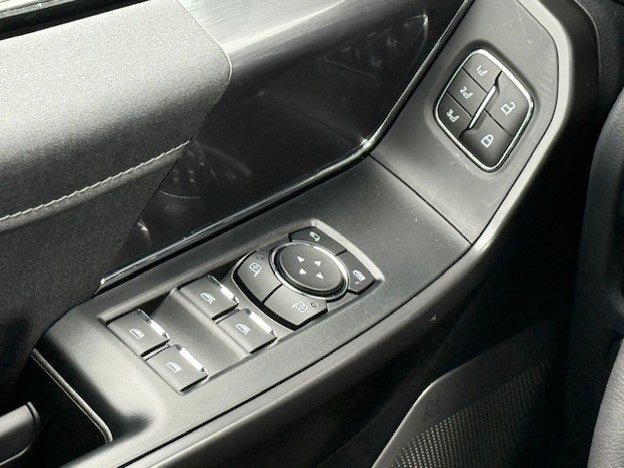 2025 Ford F-150 Lariat®