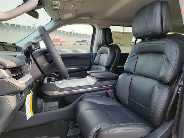 2026 Lincoln Navigator Premiere