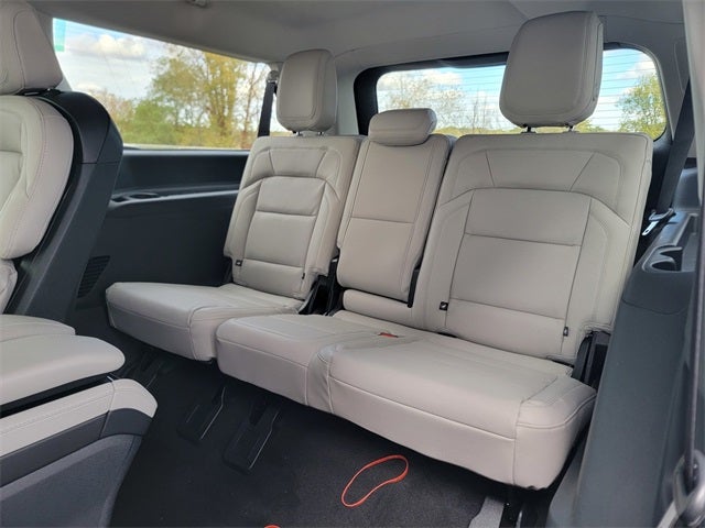 2025 Lincoln Navigator Reserve-L