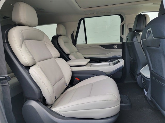 2025 Lincoln Navigator Reserve-L